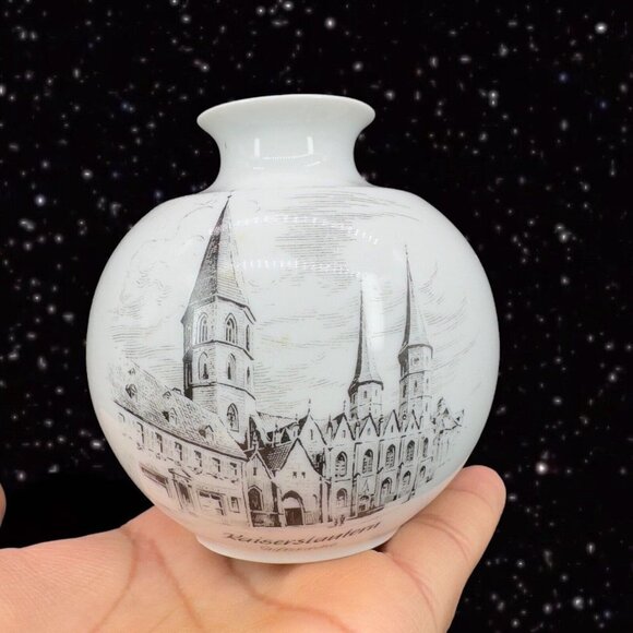 Vintage Kaiser Porcelain Vase Ceramic Made in West Germany Kaiserslantern - Picture 3 of 13